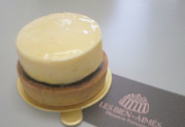 パティスリー レ ビアン エメ Cake.jpg